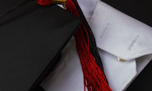 马来西亚留学公立大学好还是私立好？